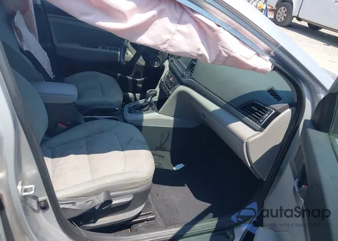 2017 Hyundai Elantra Se z USA, uszkodzony, nr VIN 5NPD84LF1HH069750